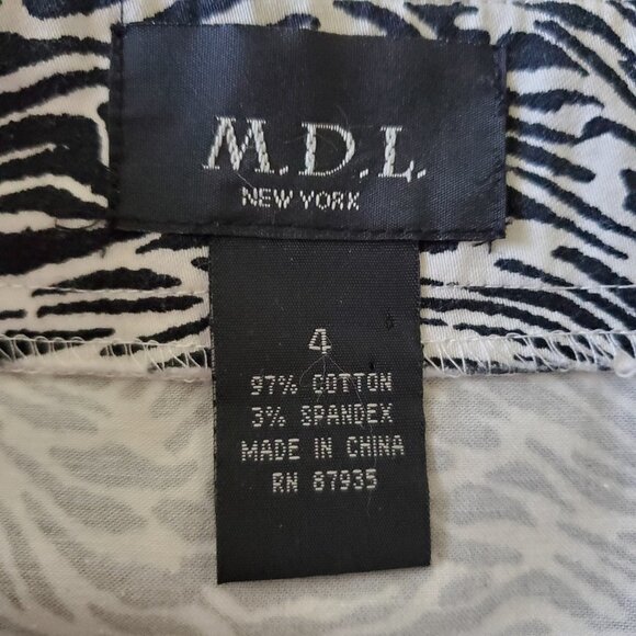 M.D.L. New York Skirt Zebra Print - Picture 8 of 11